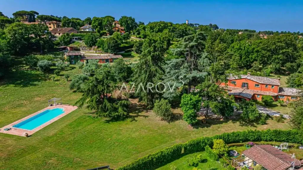 Õhuvaade - Historic Villa with Pool in Grottaferrata