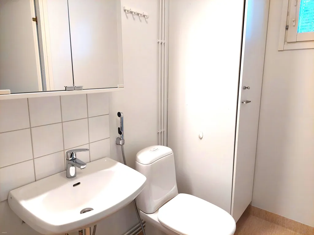 Salles de bain - Family Rowhouse with Sauna in Ryydynpohja