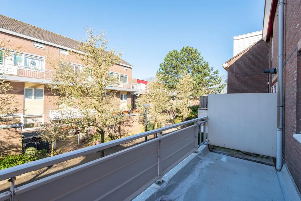 Rõdu - Modernised Maisonnette with Balconies in Hoorn