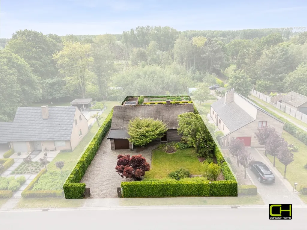 Vue aérienne - Maison Charmante avec Terrasse à Sint-Kruis-Winkel