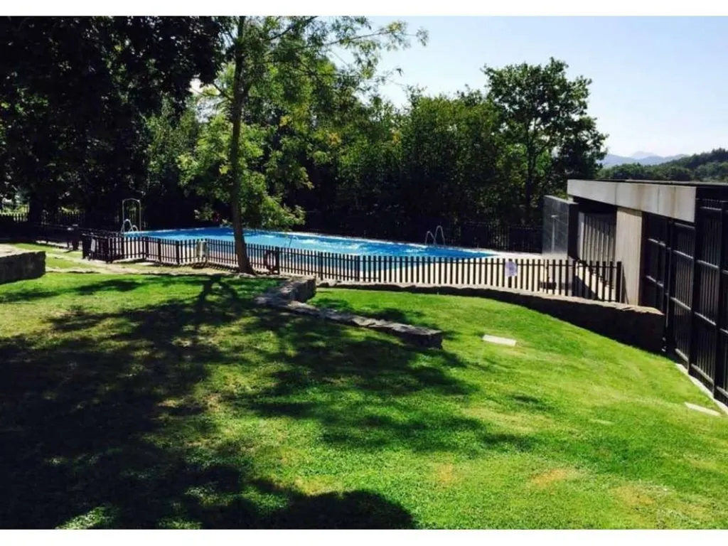 Piscine - Chalet with Pool and Terrace in Mungia