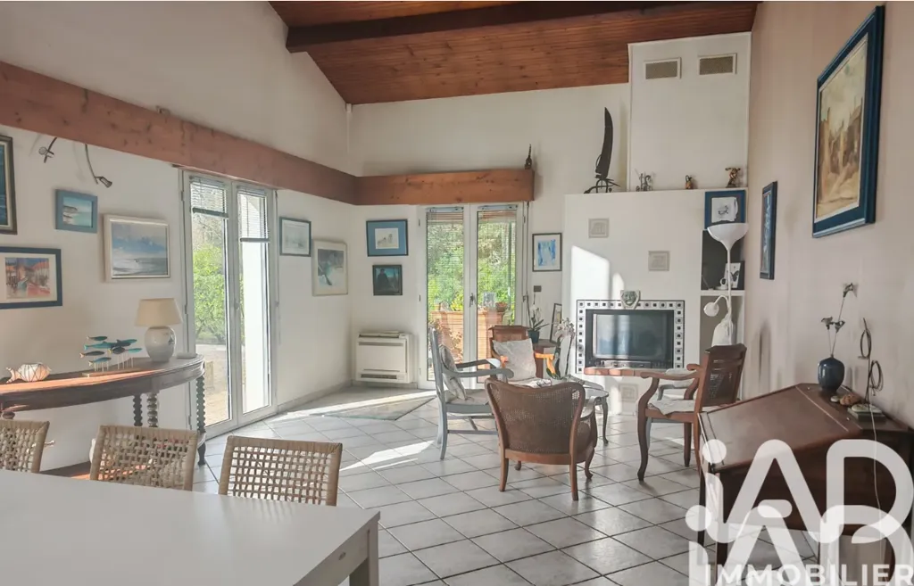 Sala da pranzo - Family House with Pool in Cestas