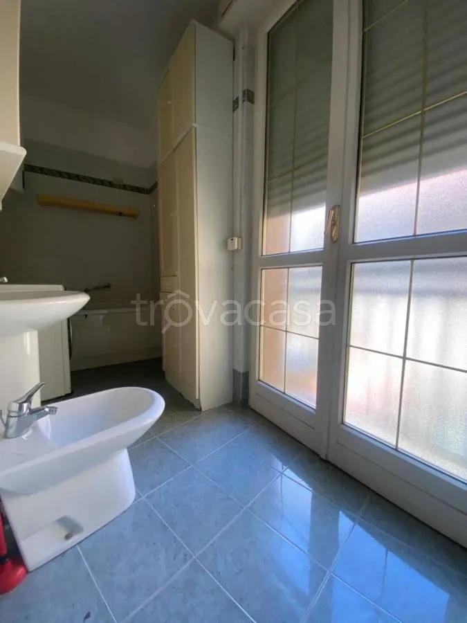 Salles de bain - Penthouse with Panoramic View in Sanremo