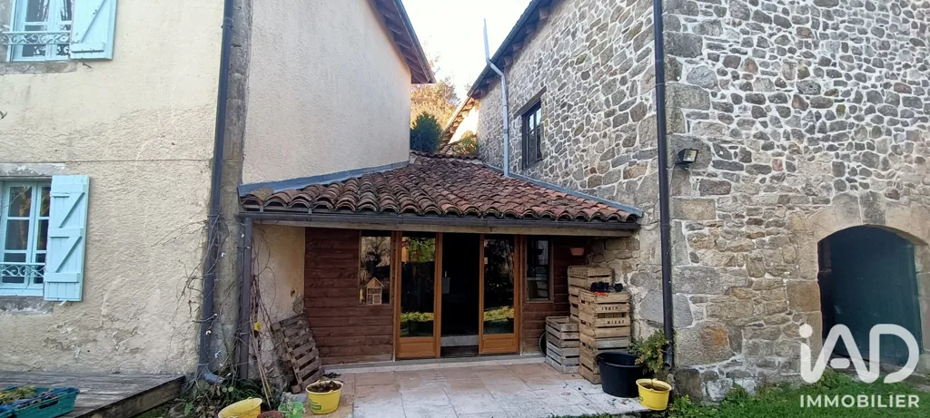 Aed - Country House with Pool in Lauresses