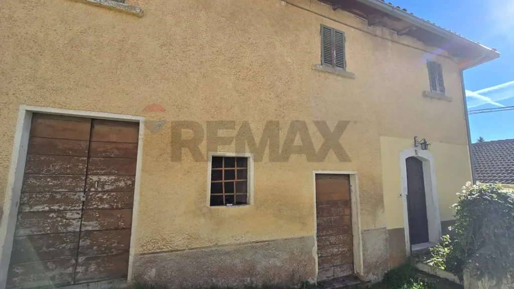 Extérieur - Semi-detached House with Balcony in Montereale