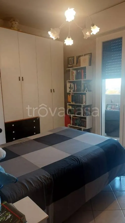 Magamistoad - Rear-Facing Apartment with Balcony in Turin