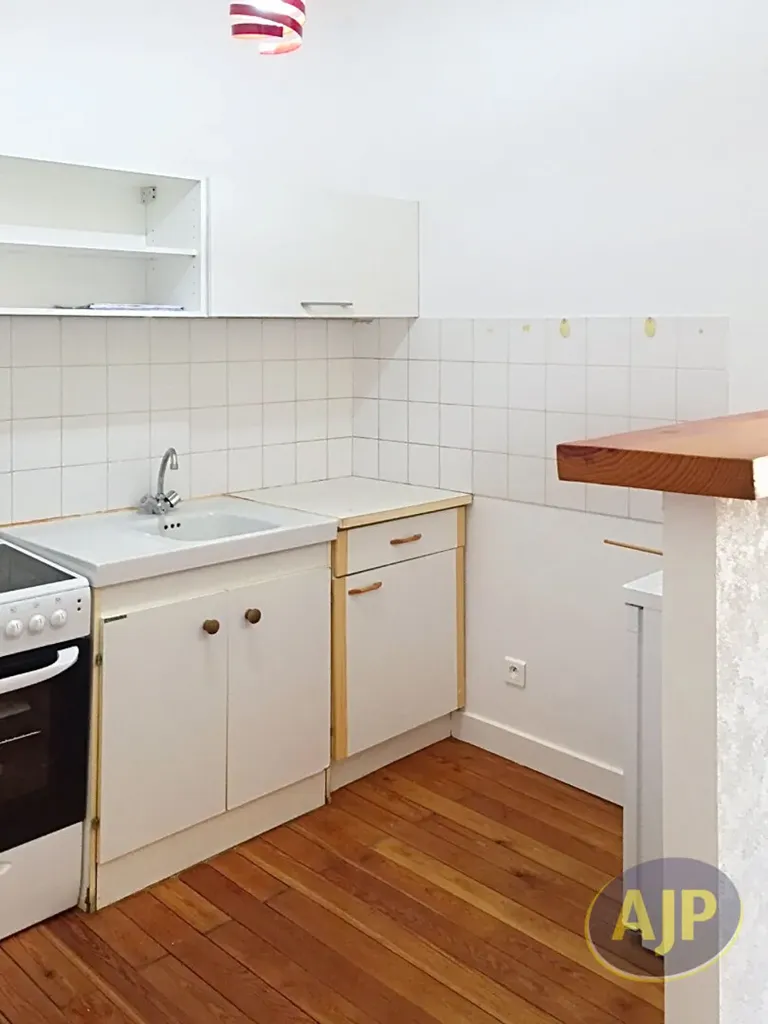 Köök - 2-Bedroom Apartment in La Roche-sur-Yon