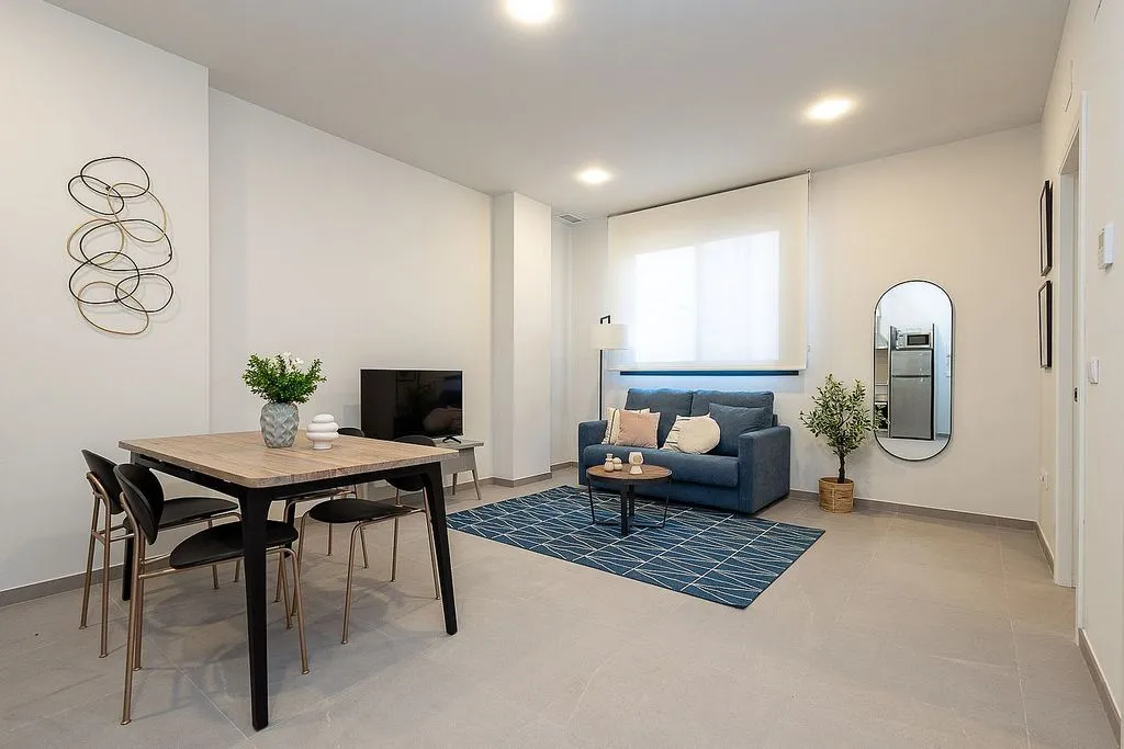 Living Room - Modern Flat with Balcony in Nou Moles, Valencia