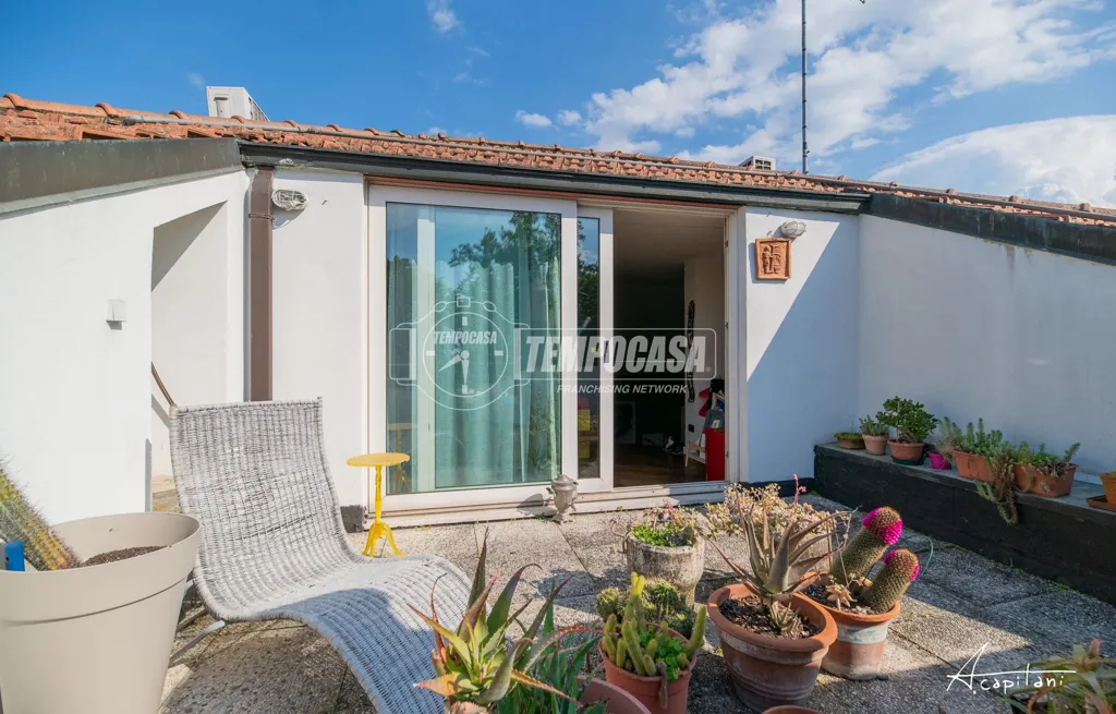 Terrasse - Terraced Villa with Private Garden in Modena