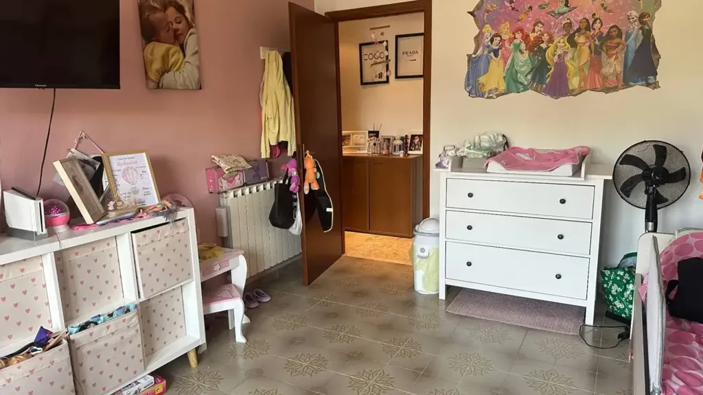 Apartment with Terrace in Via Morolo, Rome