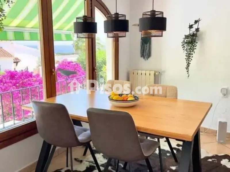 Söögituba - Three-Bedroom Villa with Pool in Pinar del Abogat