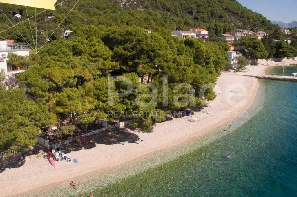 Boutique Hotel with Seafront in Mala Duba