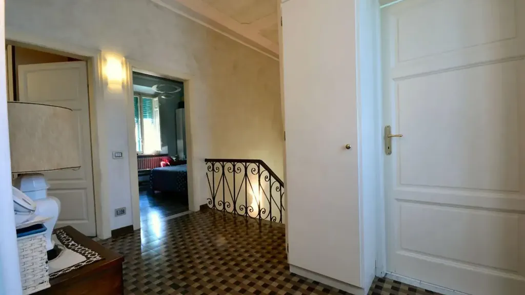 hallway_entrance