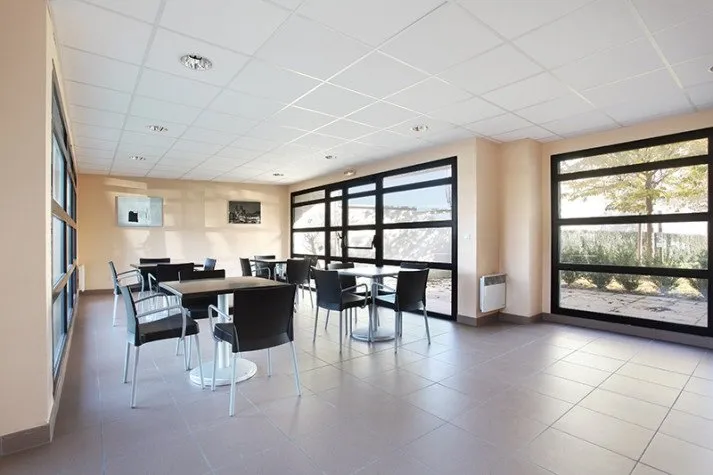 Söögituba - Student Flat with Secure Rent in Douai