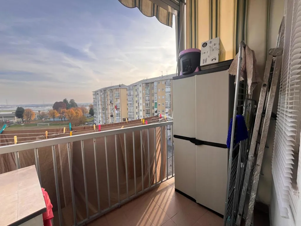 Balcon - Rearranged Apartment with Balcony in Beinasco