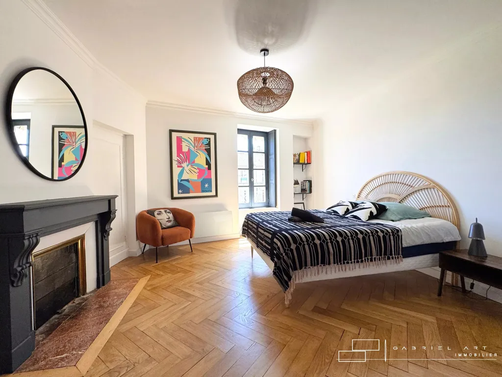Bedrooms - Renaissance Flat in City Centre
