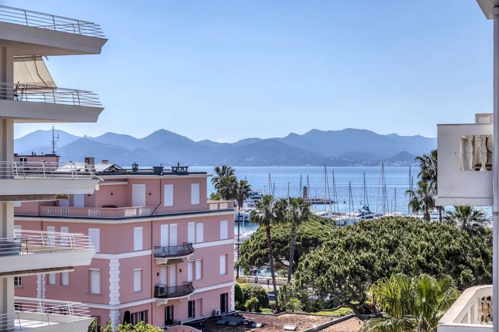 Balcon - Appartement Luxe avec Terrasses Panoramiques à Cannes