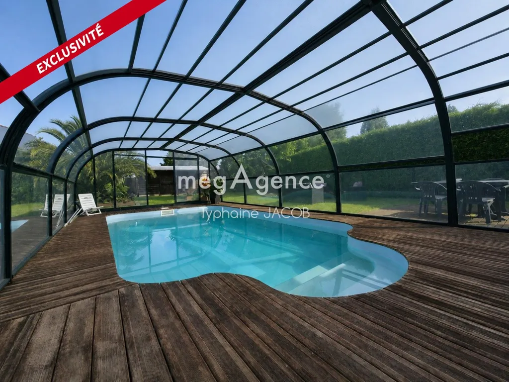 Piscina - Single-Storey House with Pool in Plourivo