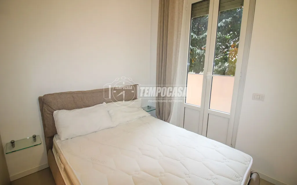 Magamistoad - Modernised Triplex with Balcony in Milan