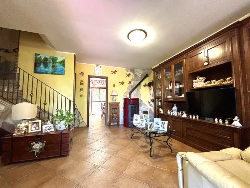 Soggiorno - Bifamiliar Villa with Garden in Ardea