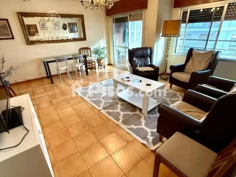 Elutuba - Student-Friendly Flat with Terrace in Poniente-Sur