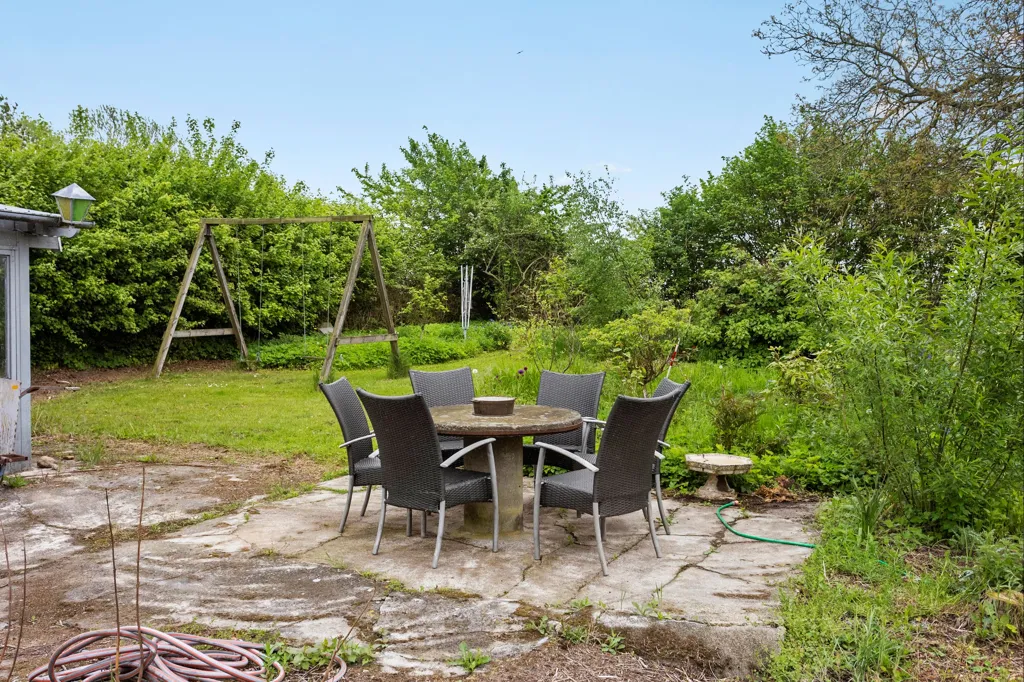 Giardino - Land Villa with Two Units in Ejlby Lunde
