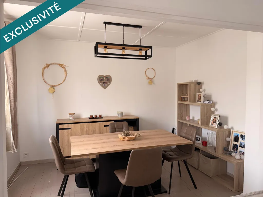 Sala da pranzo - House with Garden in Bourges
