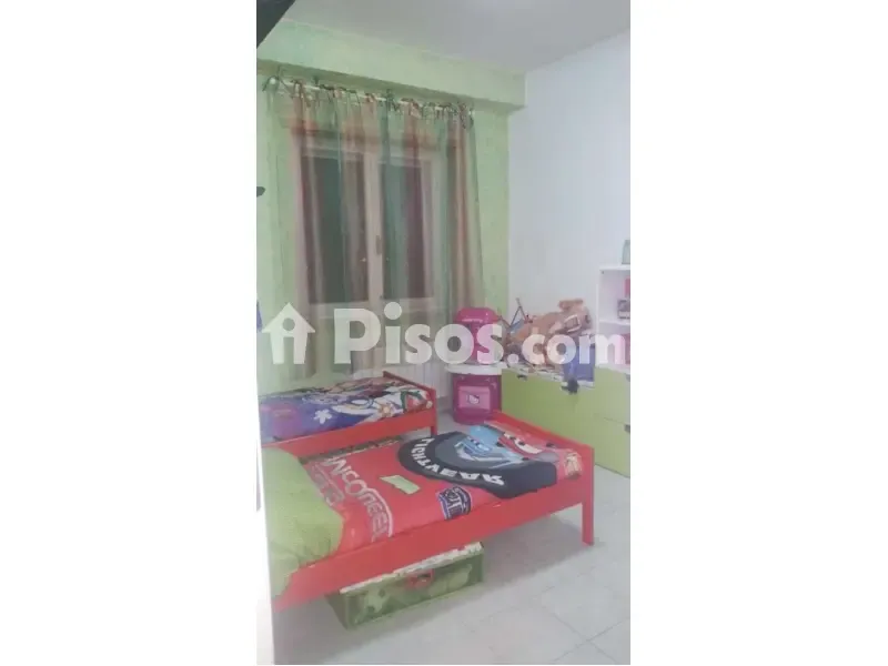 Chambres - Bright Apartment with Balconies in Balàfia