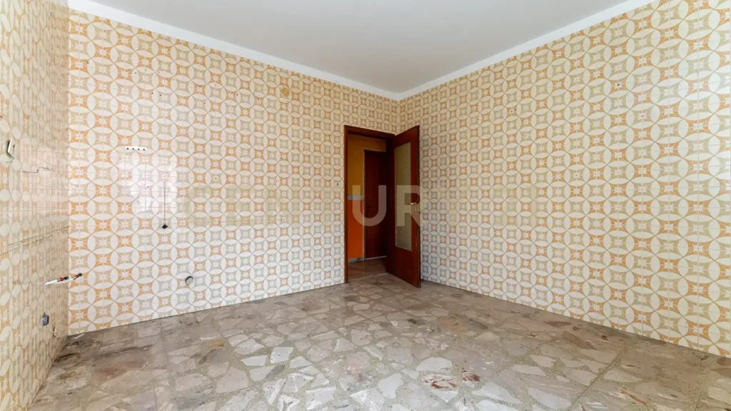 6-room apartment in IT