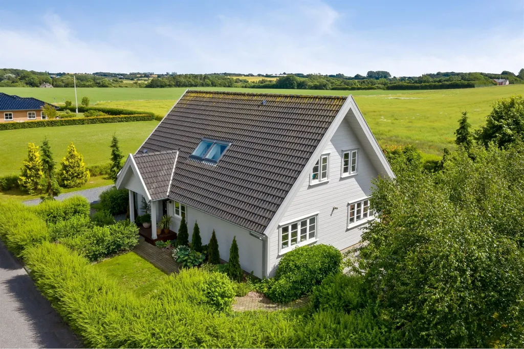 Vue aérienne - Villa with Terrace in Snave, Haarby