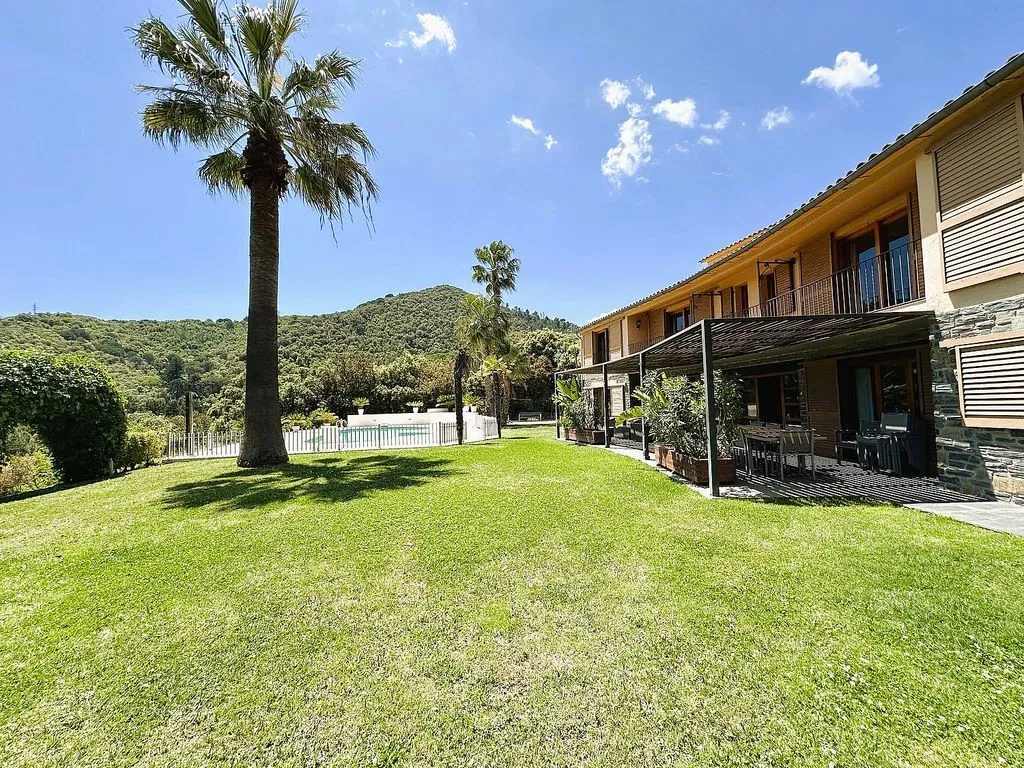 Jardin - Luxury House with Panoramic Views in Arenys de Munt