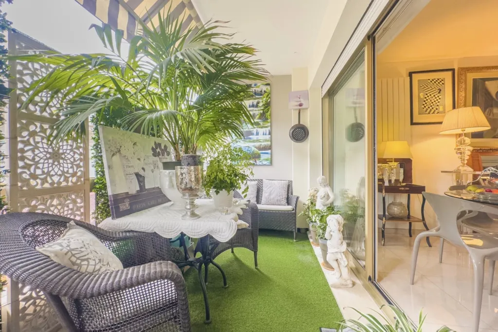 Terrazza - Apartment with Terrace Behind Croisette, Cannes