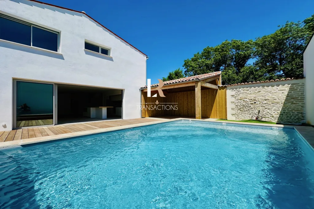 Piscine - Maison Neuve avec Piscine à Lagord