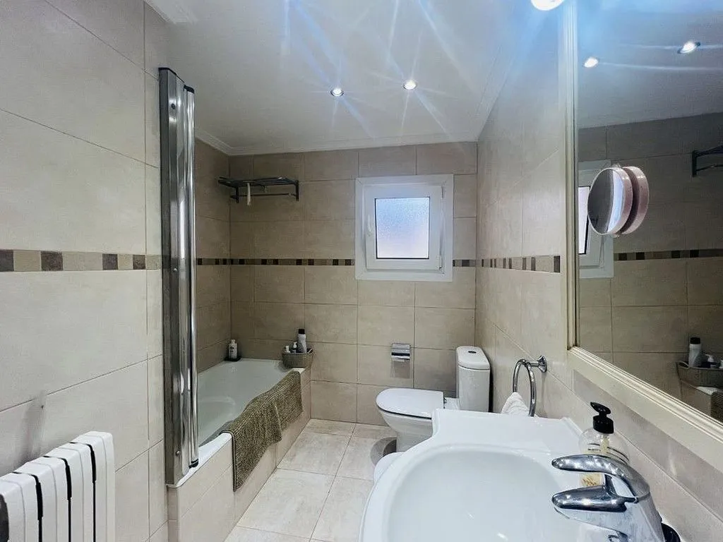 Salles de bain - Chalet with Terrace in El Toro, Mallorca
