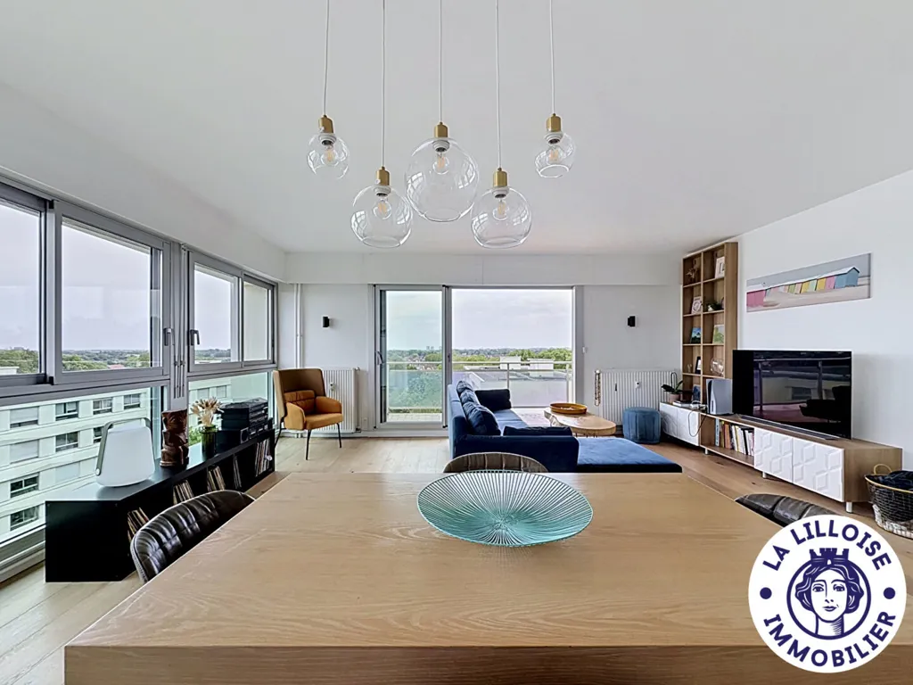 Living Room - Luxury Flat with Panoramic View in Lambersart