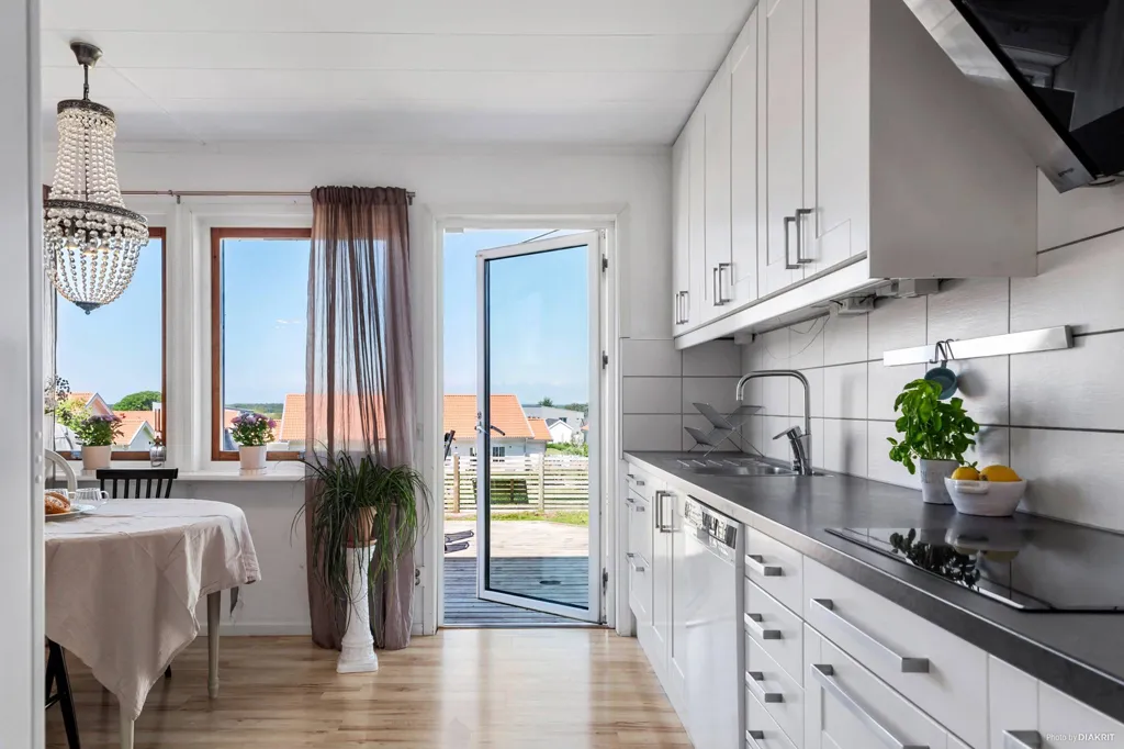 Cuisine - Villa with Garden in Östra Karup