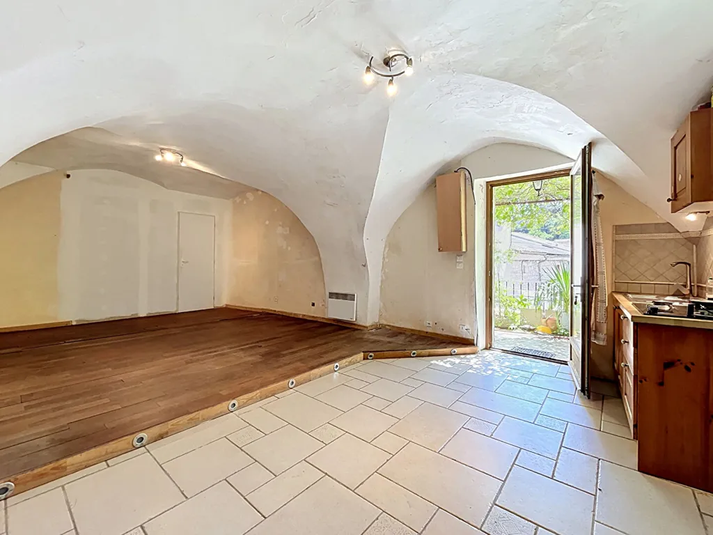 Cucina - Dual-Home Ensemble with Terraces in Cruas