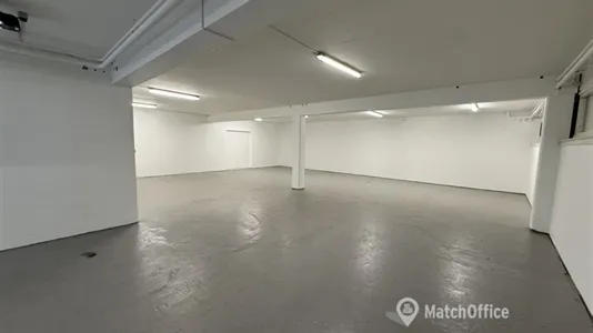 Pièces - Warehouse with Extra Space in Kastrup