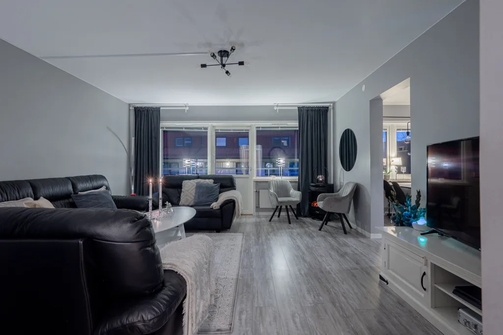 Soggiorno - Modern Flat with Balcony in Vindfället