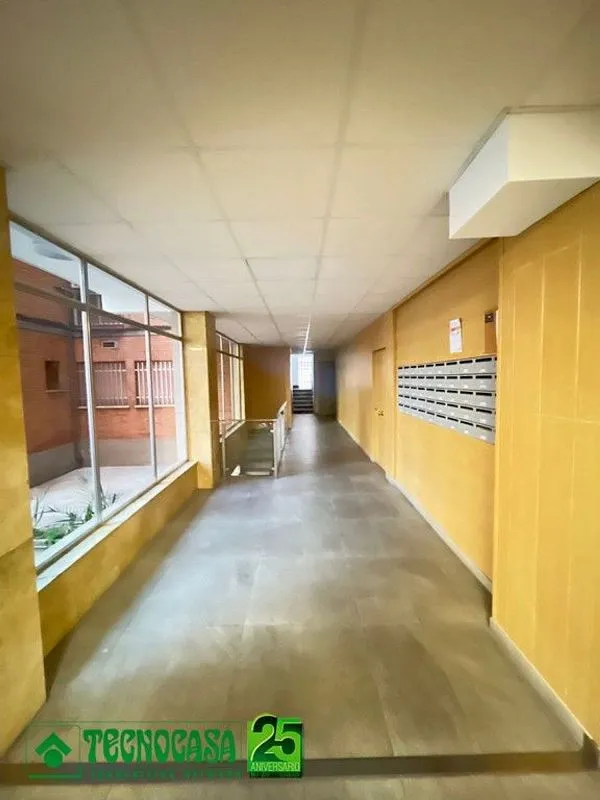 hallway_entrance