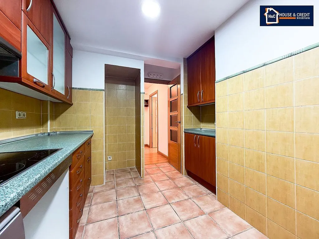 Köök - 2-Bedroom Flat with A/C in Valderas