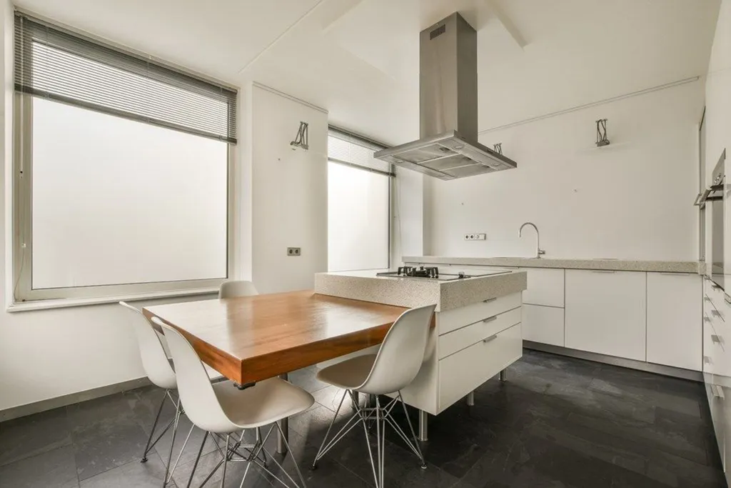 Köök - Semi-Detached House with Courtyard in Den Haag
