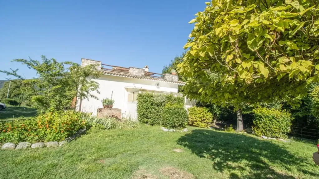 Aed - Restaurant with Garden in Cottanello, Rieti