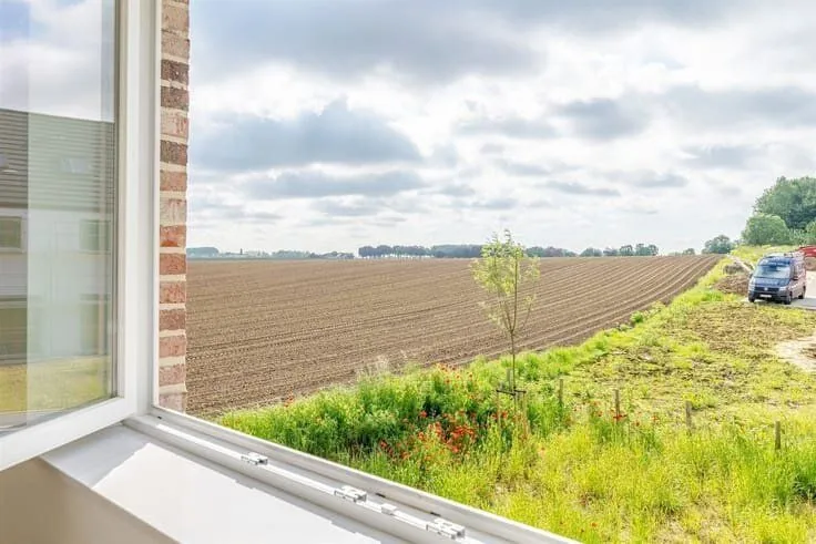 3-bedroom house in BE