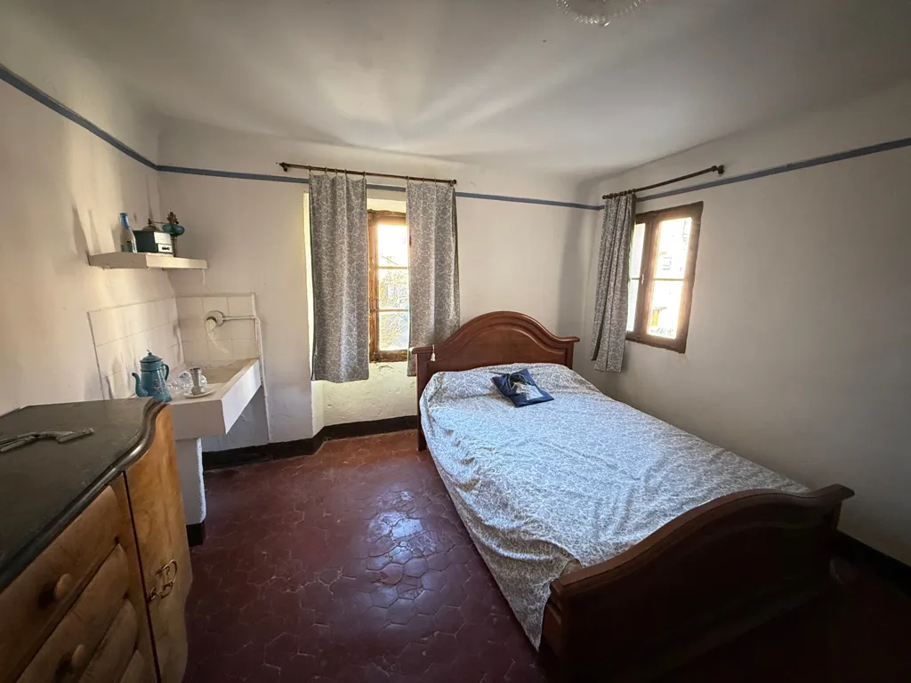 Chambres - Maison de Maître du XVIIe siècle à Rénover à Sault