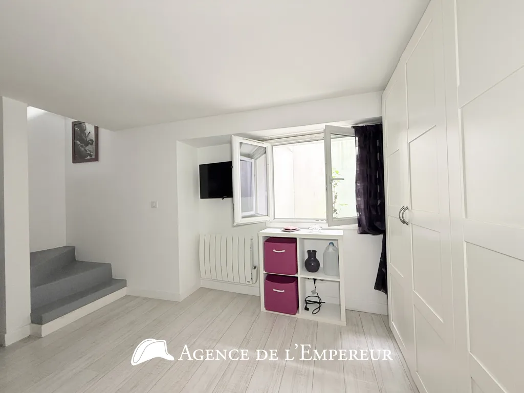 Bedrooms - Contemporary House with Panoramic Terrace in Rueil