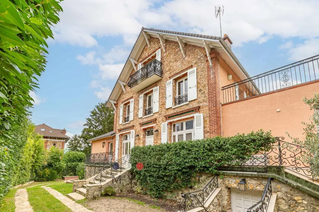 Extérieur - Demeure de Caractère avec Jardin et Ancien Théâtre à Bougival