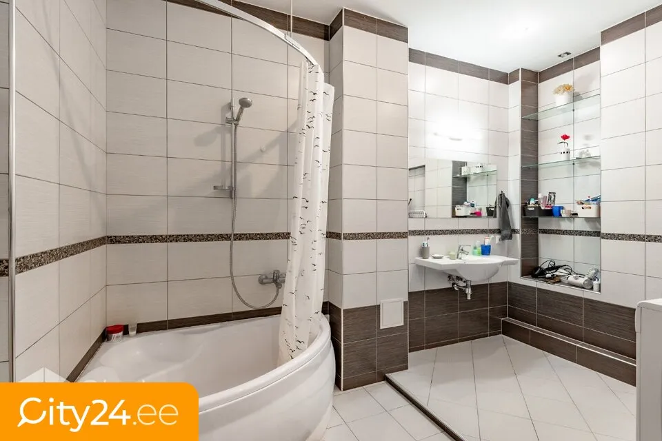 Bagni - Renovated Flat with Central Location in Riga