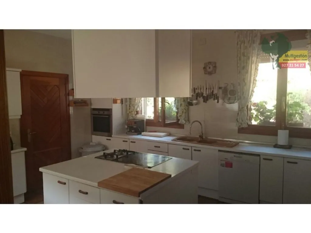 Köök - Luxury Villa with Forest Access in Guadalupe