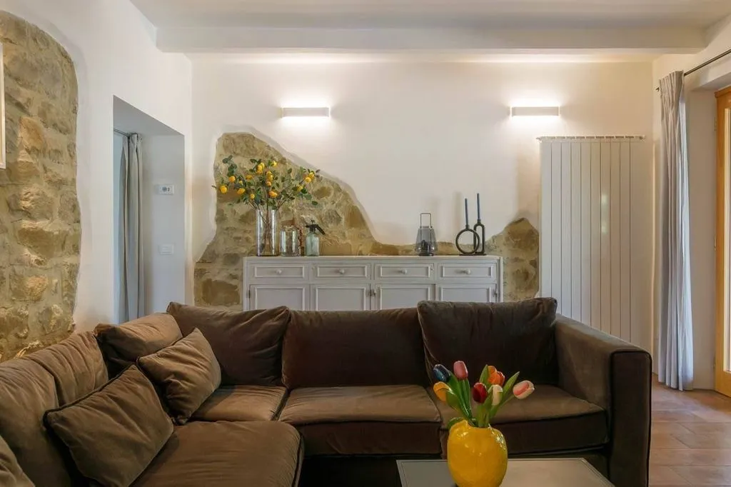 Elutuba - Luxury Villa with Garden in Umbertide